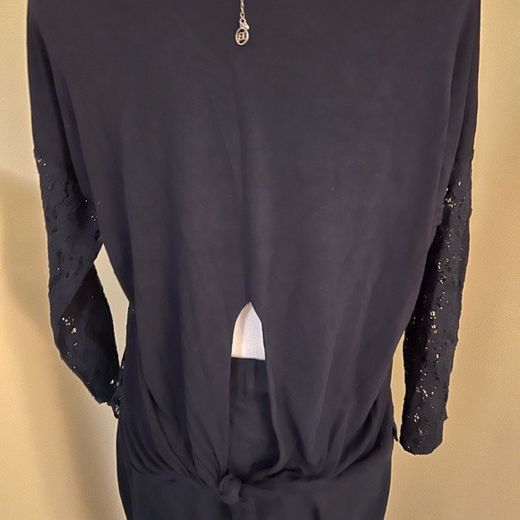 Hero Pepe Navy lace blouse Medium - Picture 5 of 9